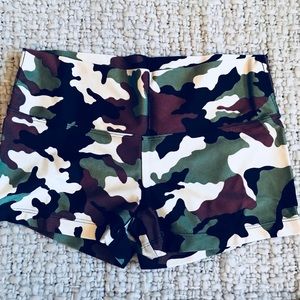 SAVAGE SWIM CAMO SHORTIES